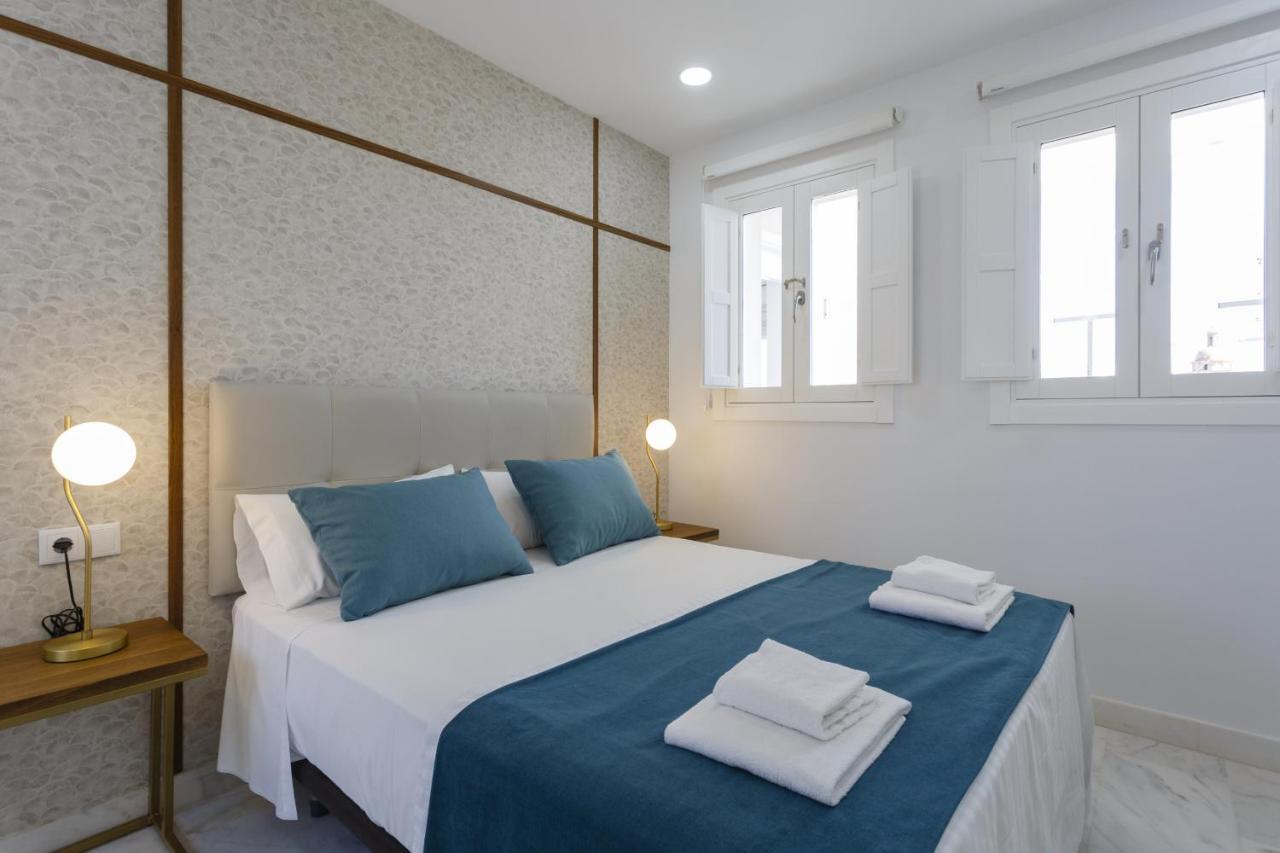Apartamentos La Brujula By Cadizrentals Exterior photo